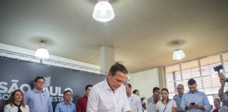 Governador João Dória assina estudos para privatizar aeroporto e instalar Fatec em Barretos