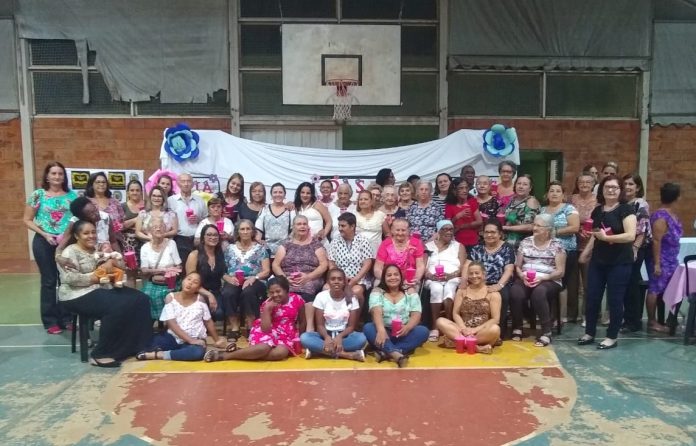 Social homenageia mães em semana de comemorações
