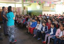Alunos da rede municipal participam de projeto da Polícia Militar sobre riscos das drogas