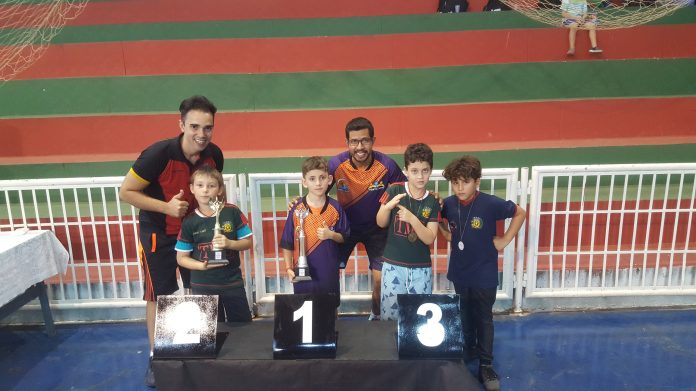 Olímpia conquista 10 pódios e troféu de campeão em etapa de Campeonato de Tênis de Mesa