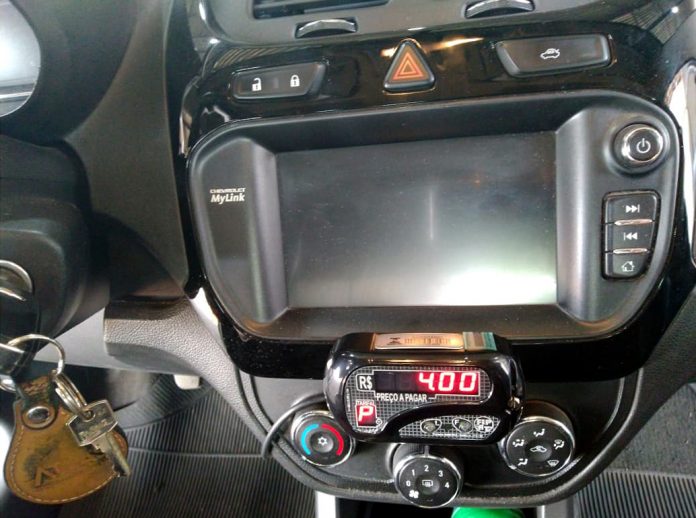 Taxímetros começam a ser instalados e devem iniciar operação em setembro