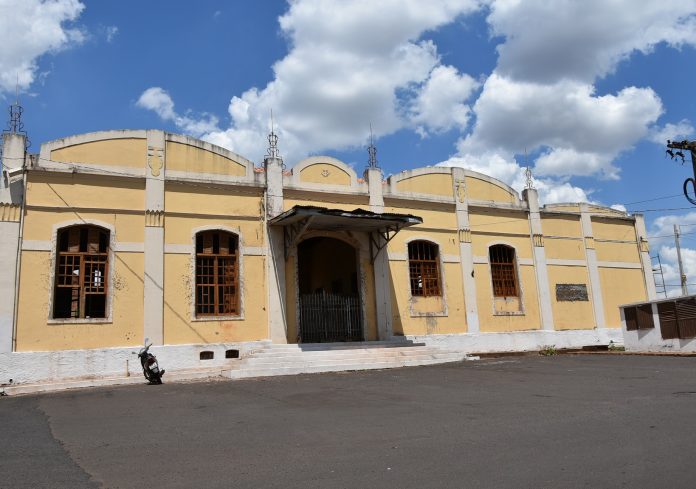 Futuro Centro Cultural vai tomando forma na antiga Estação Ferroviária