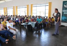 Alunos recebem palestras de prevenção contra às drogas através do Proerd