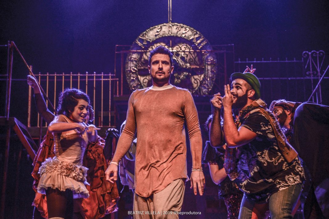 Teatro - O Jardim da Meia-Noite (3)
