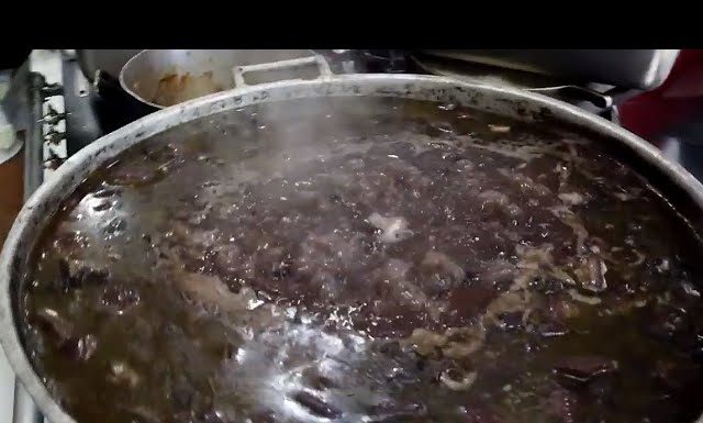 2ª Feijoada do Ponto do Espeto lotou a casa, com atrações e excelente cardápio