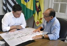 Fernando, Geninho e Caixa assinam o maior convênio do ano: R$ 3 mi para a Avenida Benatti até a SP-425