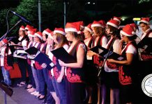 Primeiro Concerto de Natal da ABECAO leva talentos e emoções no palco da Praça