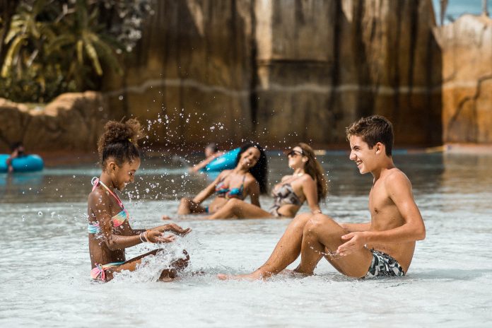 Hot Beach Olímpia anuncia desconto especial para as férias. E tem ‘esquenta carnaval’