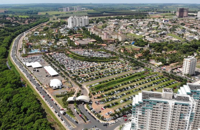 Olímpia flexibiliza em 100% atividades turísticas, como parques e hotelaria