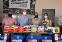 Bancários promovem ação solidária com doação de roupas e alimentos ao Fundo Social