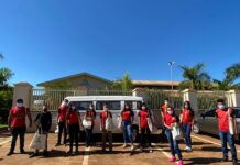 Adventistas de Olímpia distribuem milhares de folhetos com dicas naturais de saúde
