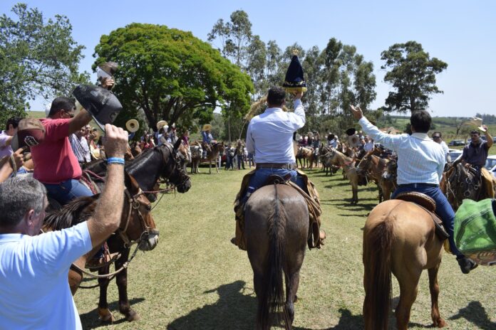 Cavalgada da Fé neste domingo (18) através da Paróquia São José