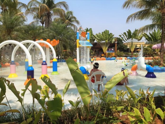 Hot Beach Olímpia reabre e premia o primeiro visitante