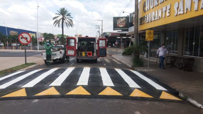 Prodem prossegue nas ações de pintura e colocação de placas de sinalização
