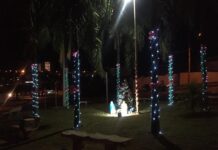 Moradores da Zona Norte enfeitam praça e crianças carentes recebem presentes