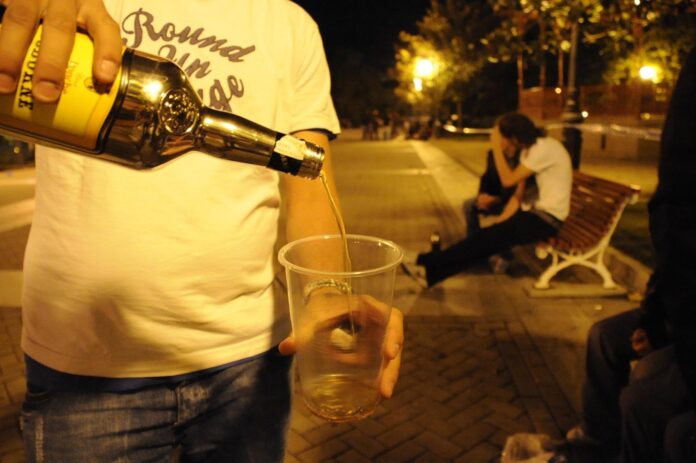 Prefeitura prorroga até dia 14 Fase de Transição. Bares fechados e consumo em via pública proibido
