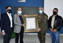 General prestigia formatura do Tiro de Guerra e elogia a parceria com Prefeitura