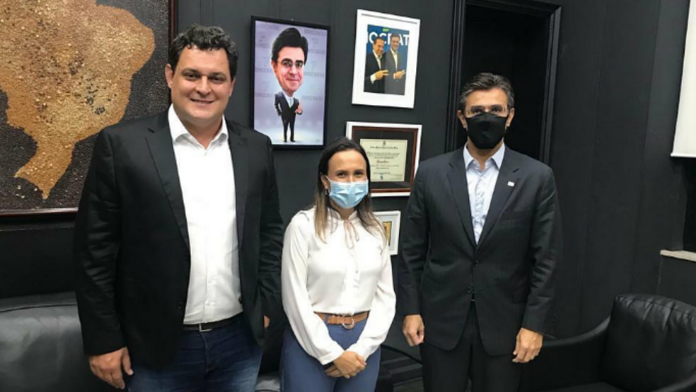 Prefeita enumera benefícios trazidos por Geninho e Rodrigo e reforça parceria com Olímpia