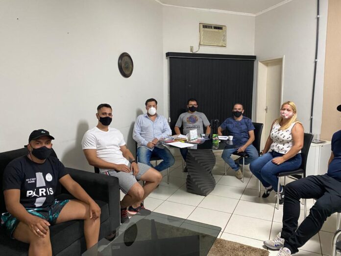 Associação da Zona Leste reivindica melhorias para o presidente da Câmara