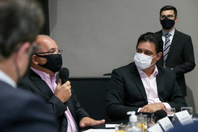 Fernando aproveita reunião do ‘trade turístico’ para reforçar pedidos com Doria