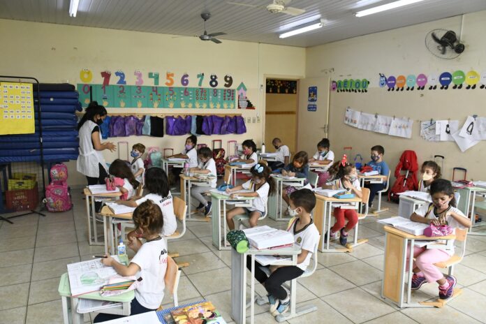 Matrículas nas escolas municipais podem ser feitas até quinta-feira (30)
