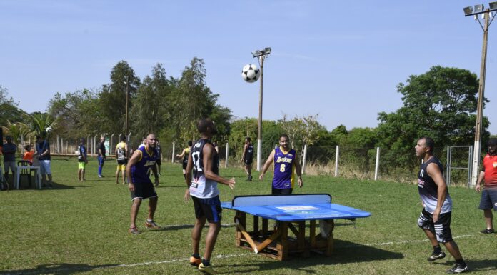 Dezessete duplas participaram do I Torneio de Futmesa de Olímpia