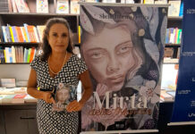 Sheila Pereira autografa Mirta Delle Murate na Bienal nesta segunda (4)
