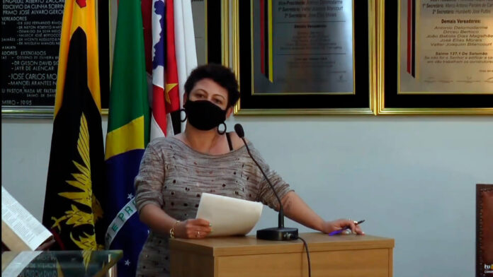 Justiça mantém cassada Alessandra Bueno por falta de decoro