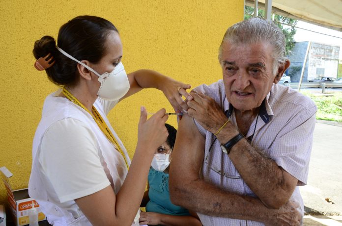 Sábado foi de mobilização contra a Covid-19, Gripe e Câncer de Útero
