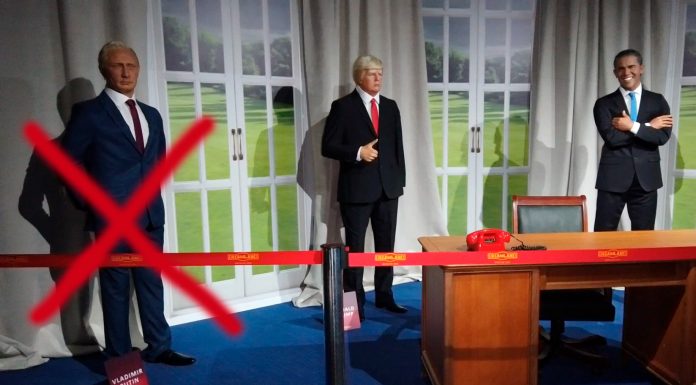 Boneco de Vladimir Putin é retirado do Museu de Cera de Olímpia