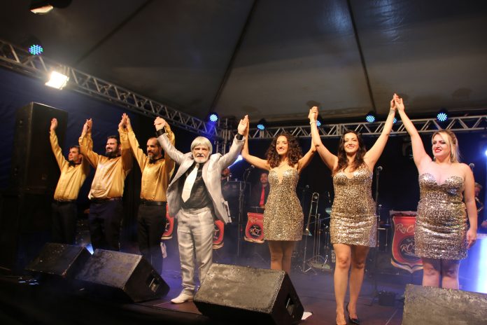Hoje tem Ray Conniff Tribute Show no Coreto. Diário retransmitirá