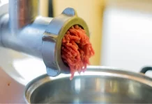 Comercialização de carne moída fracionada é regulamentada no Estado