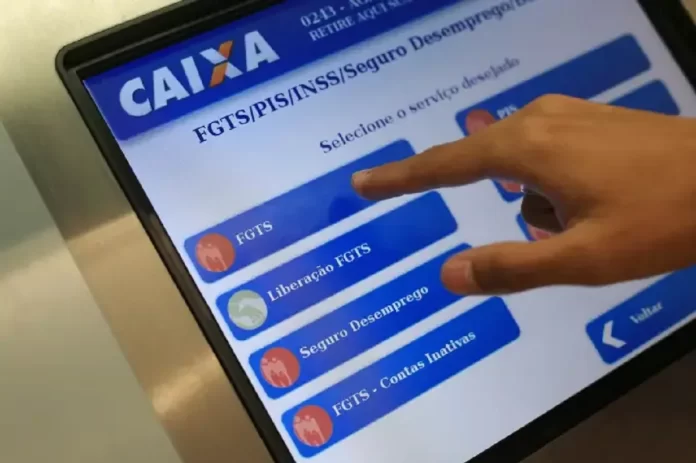 FGTS: saque extraordinário de até R$ 1 mil começa quarta (20)
