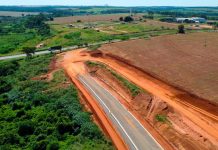 Obras adiantadas e aguardando trevo em desnível na Avenida Benatti