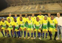 Futebol das Estrelas reúne milhares de torcedores no Estádio Teresa Breda