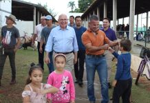 Deputado Arnaldo Jardim visita obras com prefeito Renato Azeda