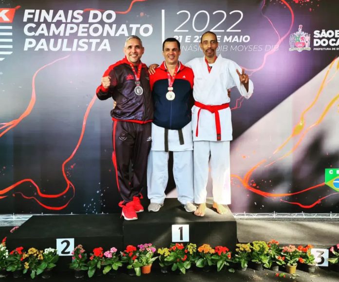 Atletas de Olímpia conquistam medalhas no Campeonato Paulista de Karatê