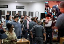 Depois de oito horas e meia, vereadora é cassada por 7 votos a 2