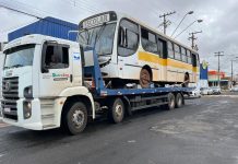 Guinchos em Olímpia com Caminhões Plataformas: DutraSeg, 20 anos