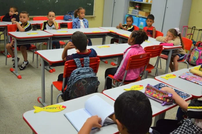 Alunos municipais retornam na segunda (25). E matriculas até 28