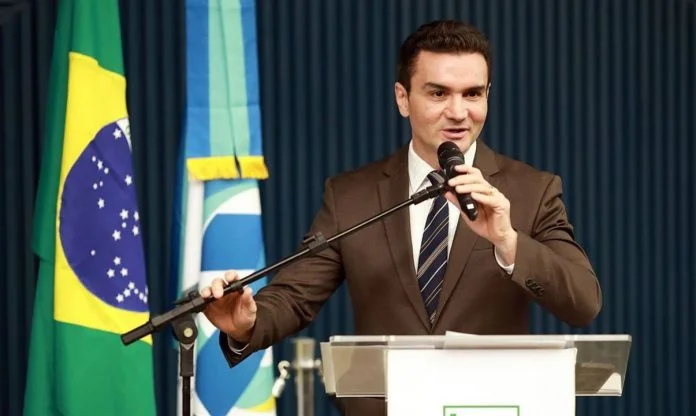 Novo ministro do Turismo debate projetos e visita o 59º Fefol hoje (10)