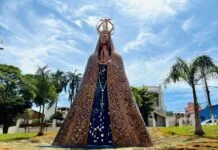 Monumento a Nossa Senhora Aparecida é entregue na Praça do Santuário