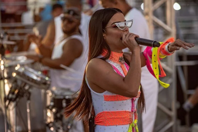 Dilsinho e Babado Novo entre outras atrações no Carnaval de Olímpia