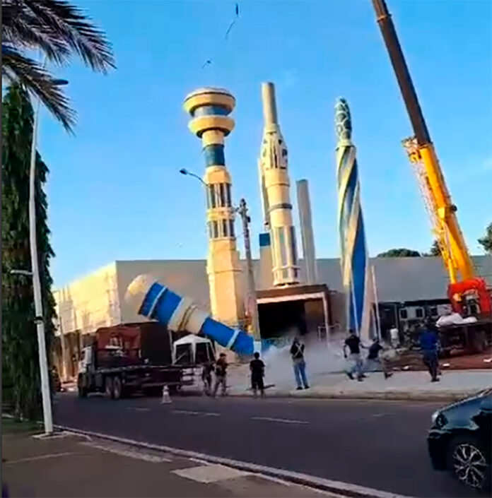 Guindaste não suporta peso e derruba torre do OrionVerso. Sem vítimas