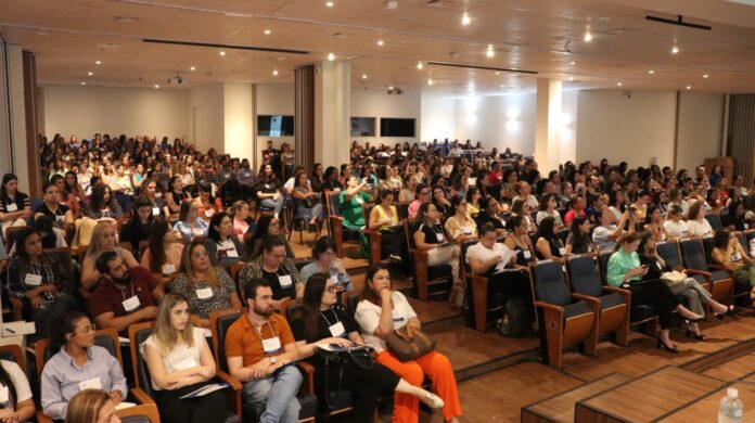 Fórum multidisciplinar sobre autismo reúne profissionais, inclusive de Olímpia