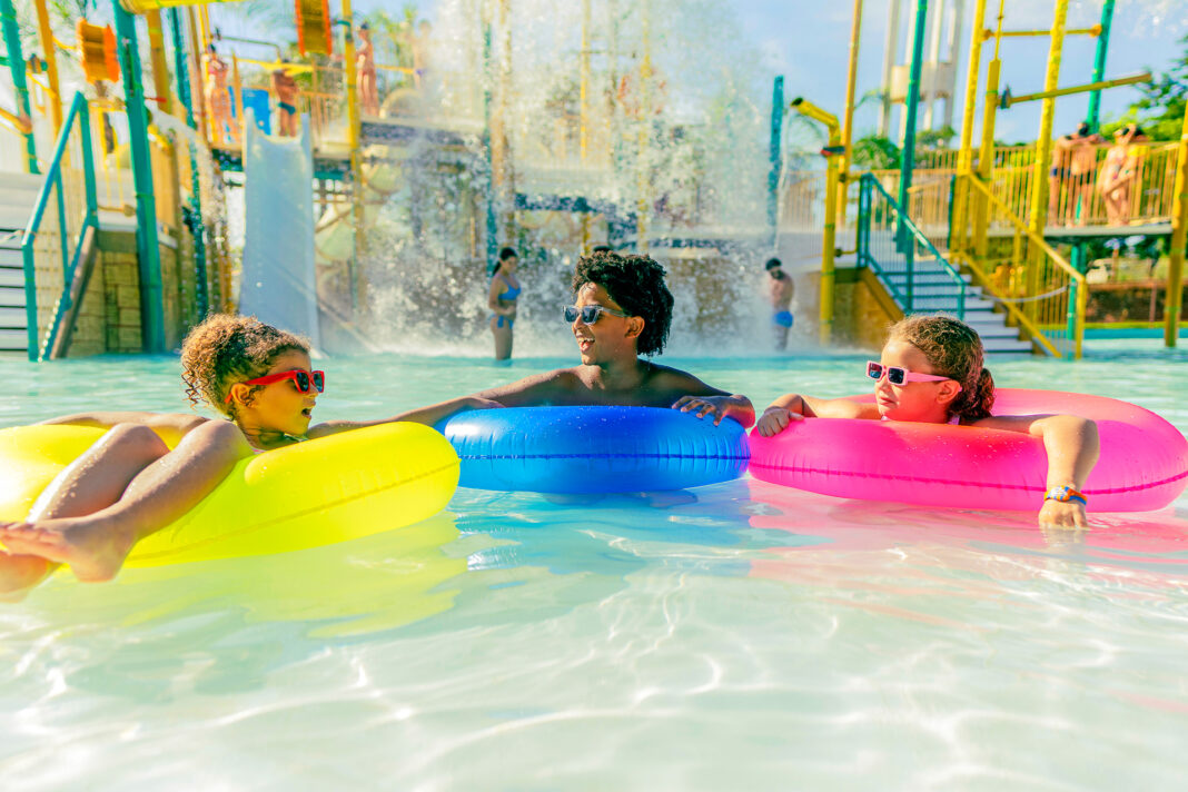 Parque aquático Hot Beach Olímpia - promoção limitada
