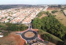 Nova rotatória é entregue entre Benjamin, Diógenes e Ângelo Rossi