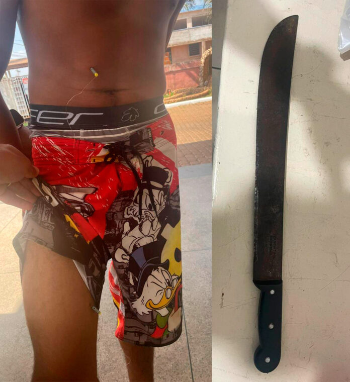 Homem é preso por violência doméstica, e teve que ser paralisado