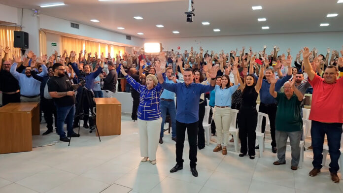 Convenção homologa Zaccarelli e Cristina Reale pelo PSD, PDT e PSB