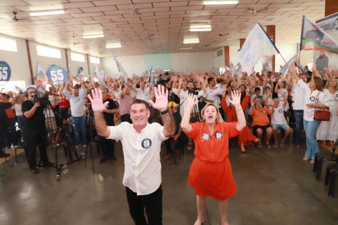 Zaccarelli e Cristina lançam campanha eleitoral na Velha Guarda